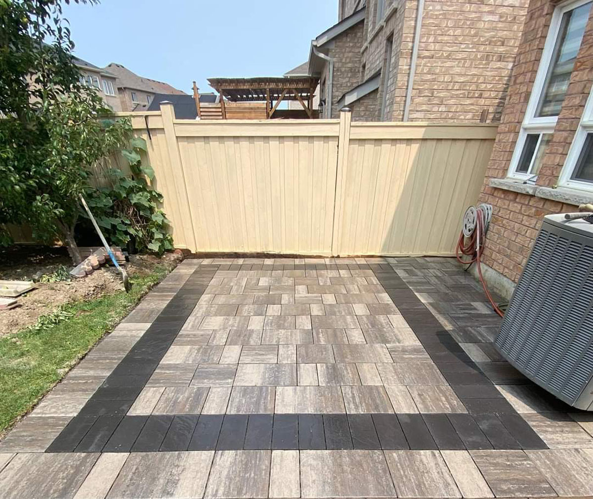 Premium patio and outdoor construction project in Toronto